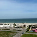 AcquaBlue Summerland Mamaia-Nord